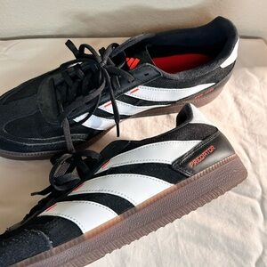 Adidas Predator Men’s Sneakers Black White Gum Sole Size 11.5